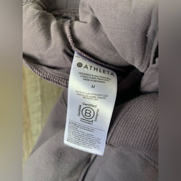 Athleta Sweat Pants Retro Plush Wide Leg Soft Warm Purple Lilac Lavender Size M - Picture 2 of 10